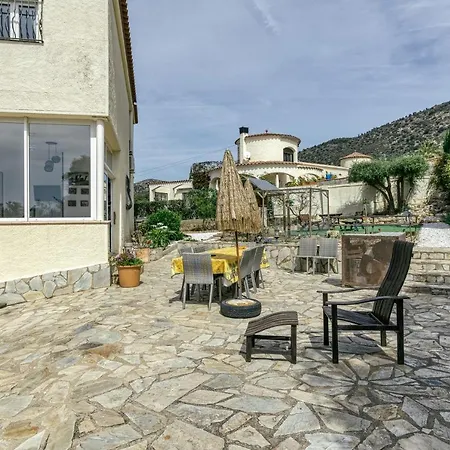 Cathy Villa